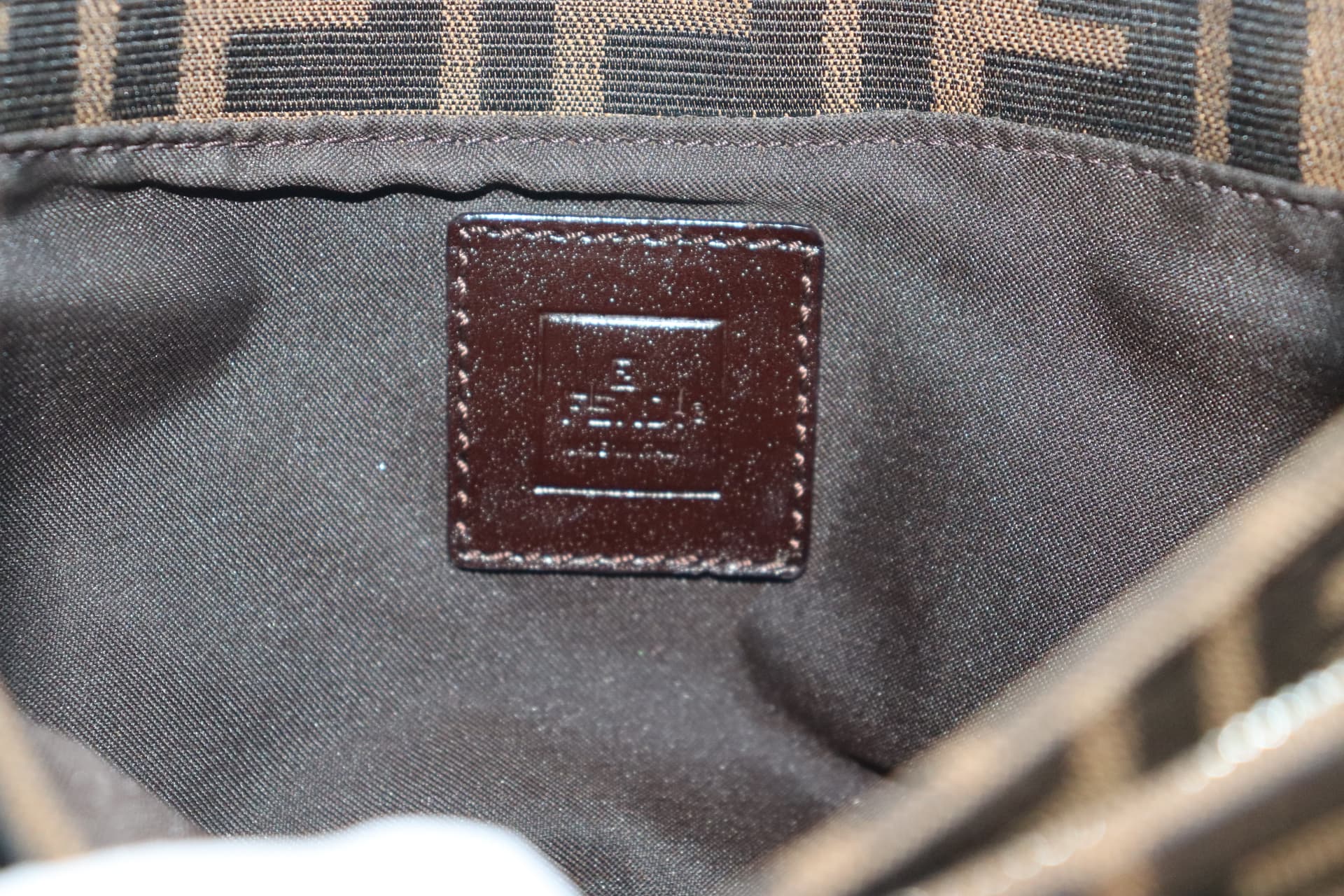 Zucca Mamma Baguette Shoulder Bag